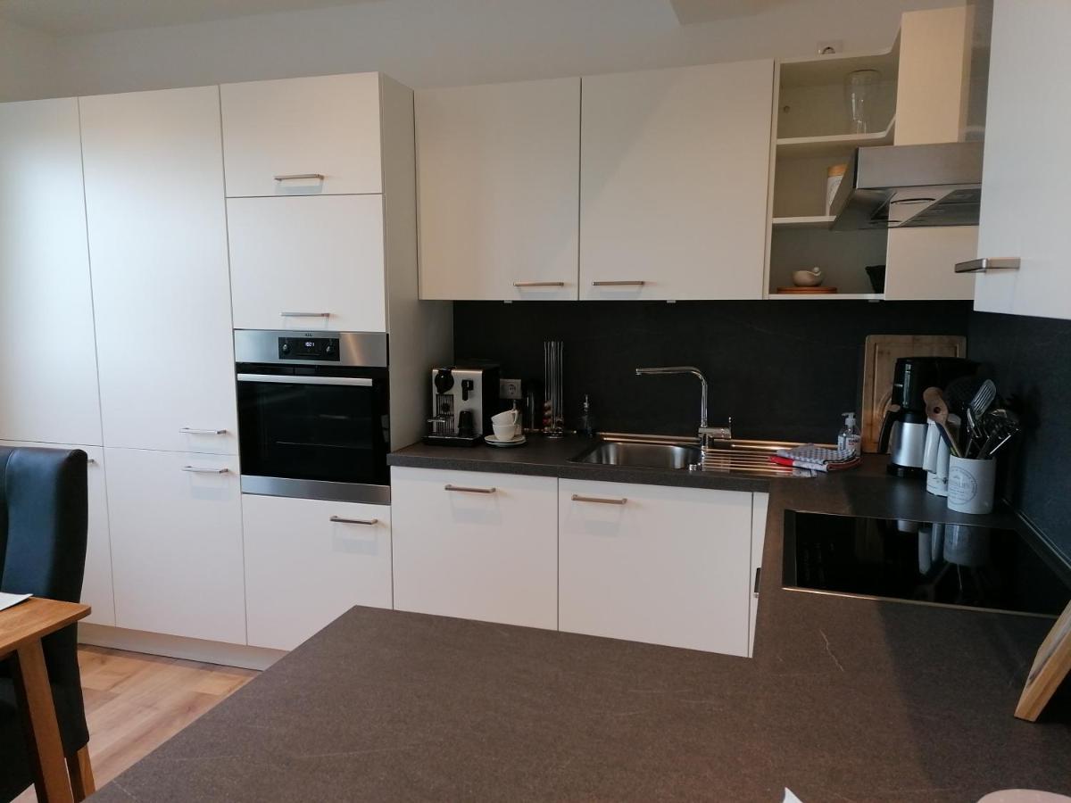 Gaestezimmer Bergerhof - Ankommen Und Wohlfuehlen Neuss Exterior photo